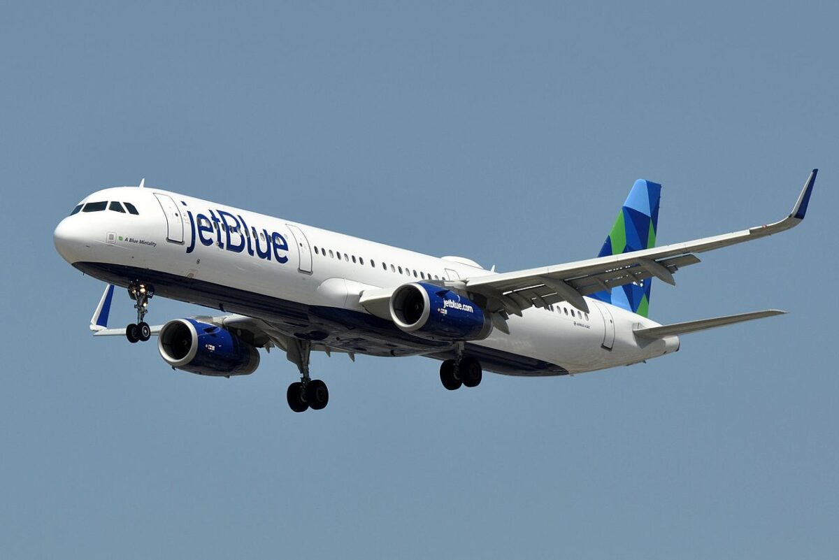 JetBlue plane