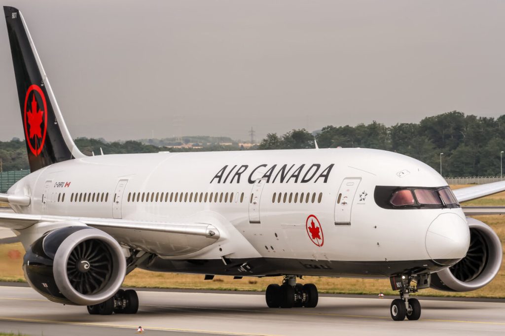 An Air Canada Boeing 787-8 Dreamliner.