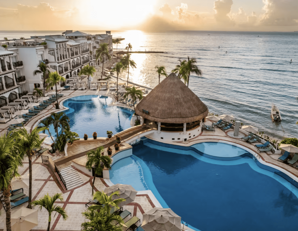 Exterior of Wyndham Alltra Playa del Carmen. Source: Wyndham.