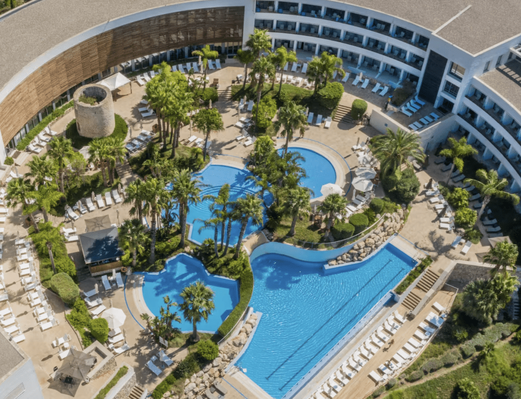 Exterior of Dolce by Wyndham Sitges Barcelona. Source: Wyndham.