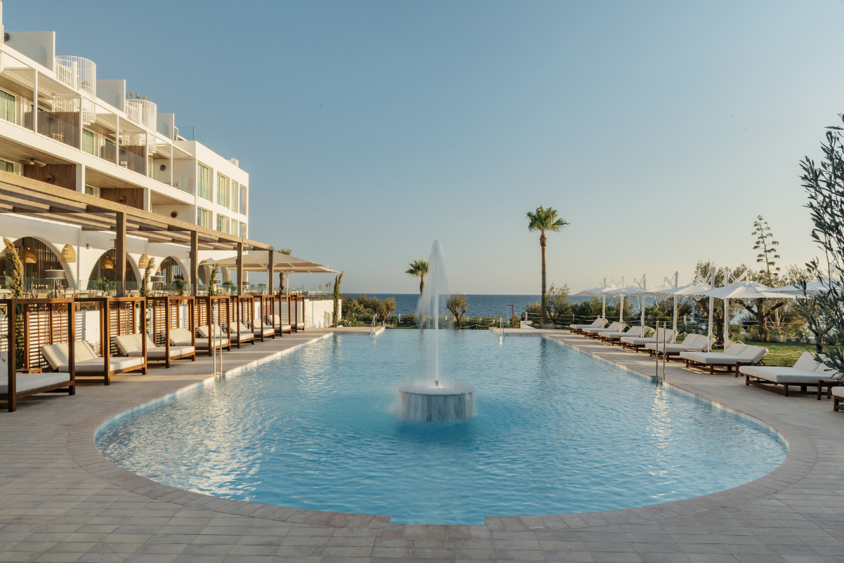 Located in Spain’s stunning Balearic Islands in Menorca, Villa Le Blanc by Gran Meliá opened in July 2022