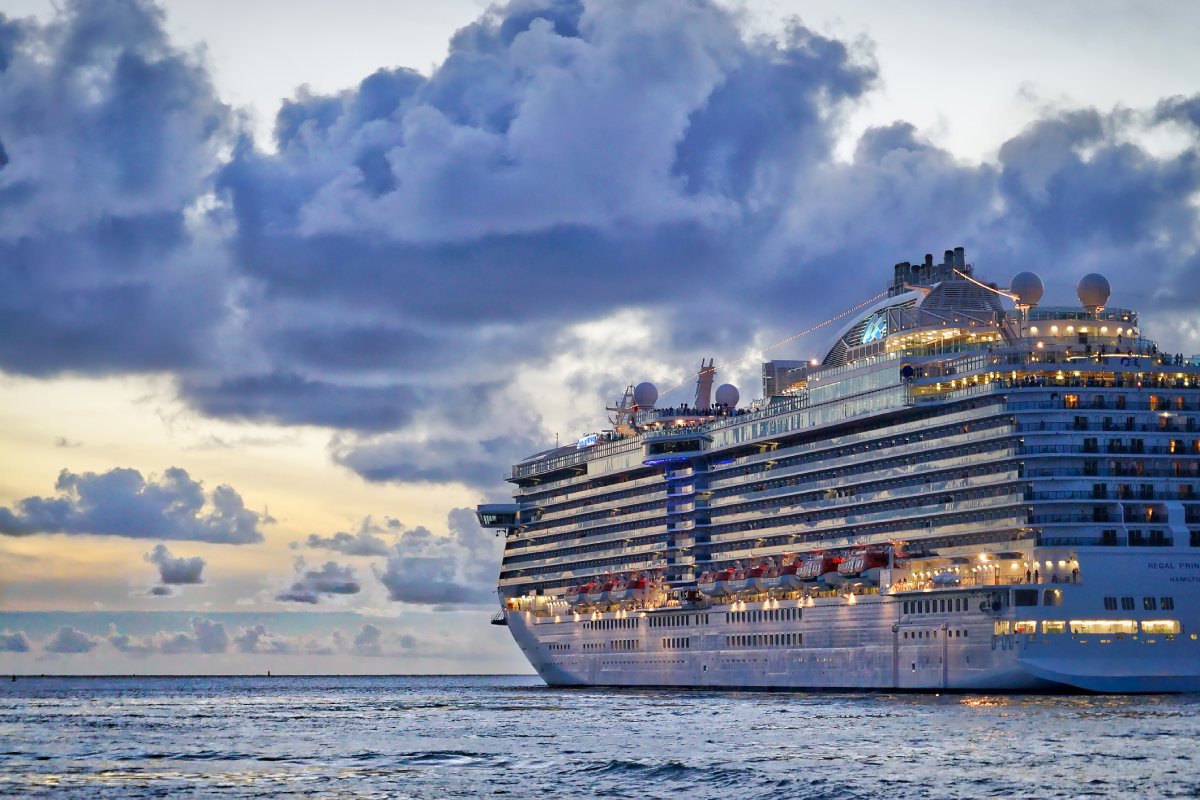 Cruise Ship