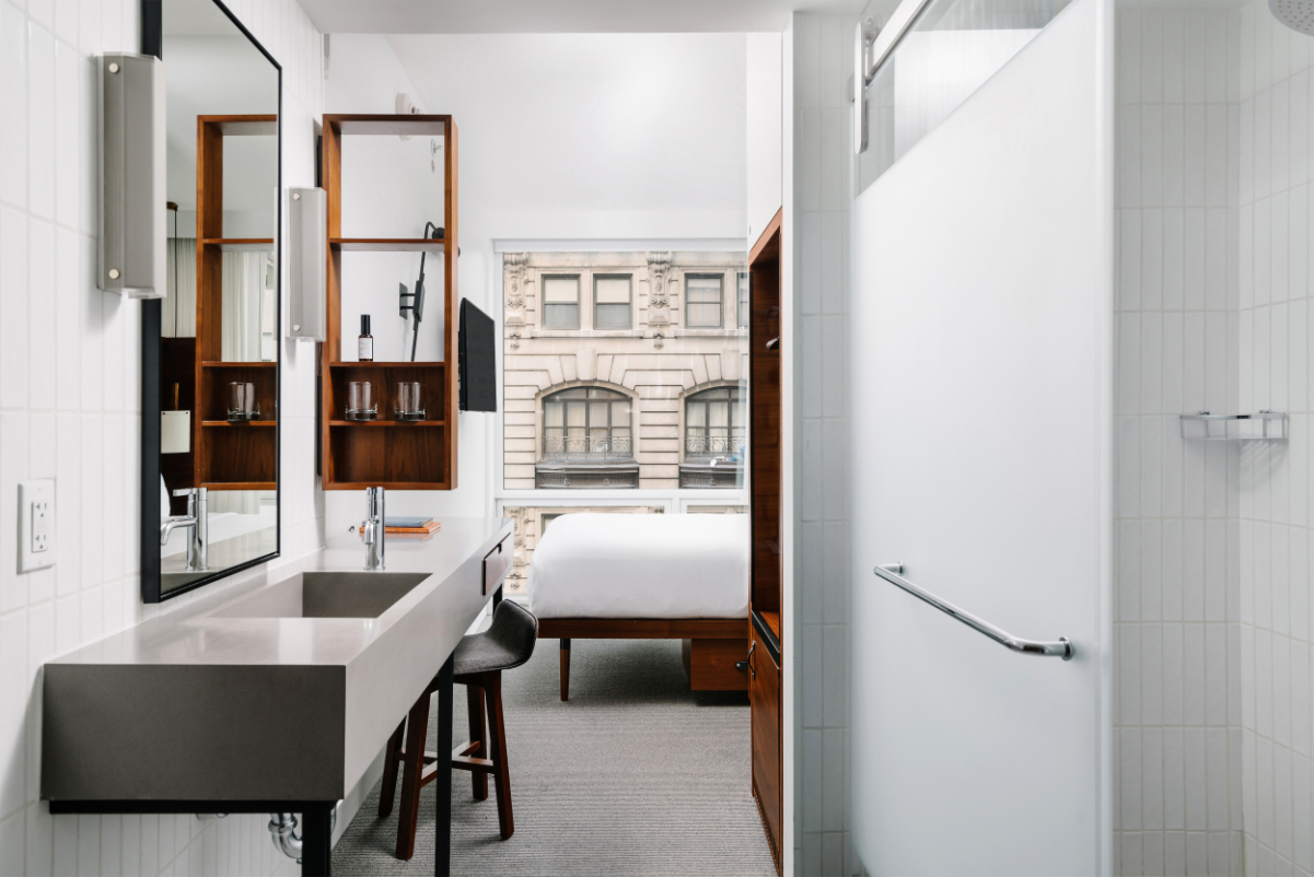 2017 photo of guest room at arlo nomad queen