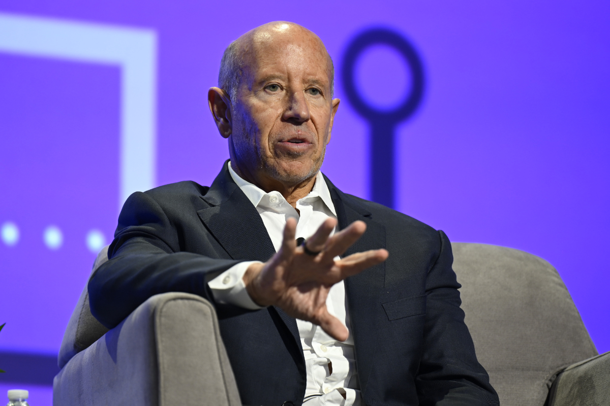 Barry Sternlicht Talks the Rebirth of Starwood on a stage