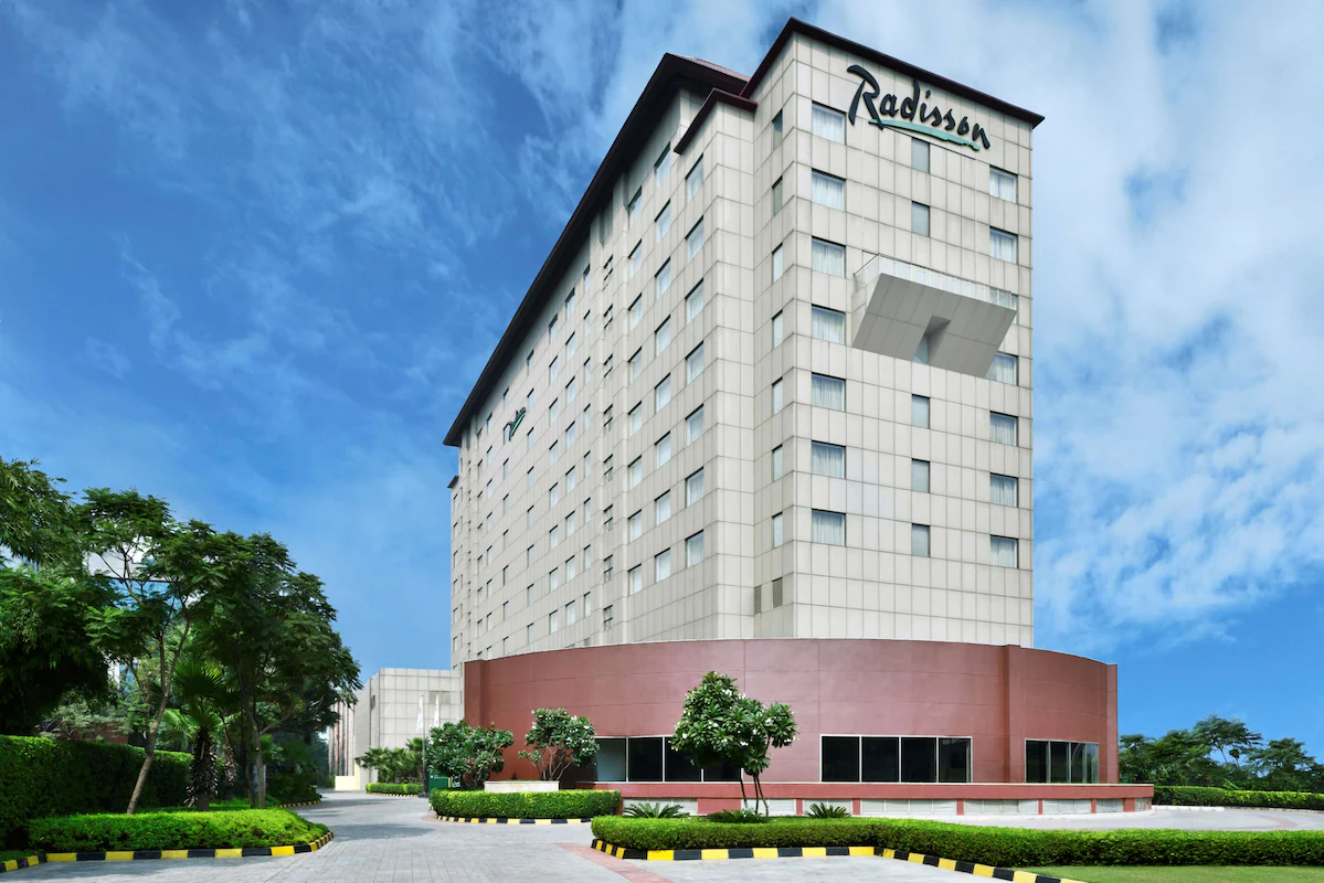 Exterior view of Radisson Hotel Gurugram Udyog Vihar.