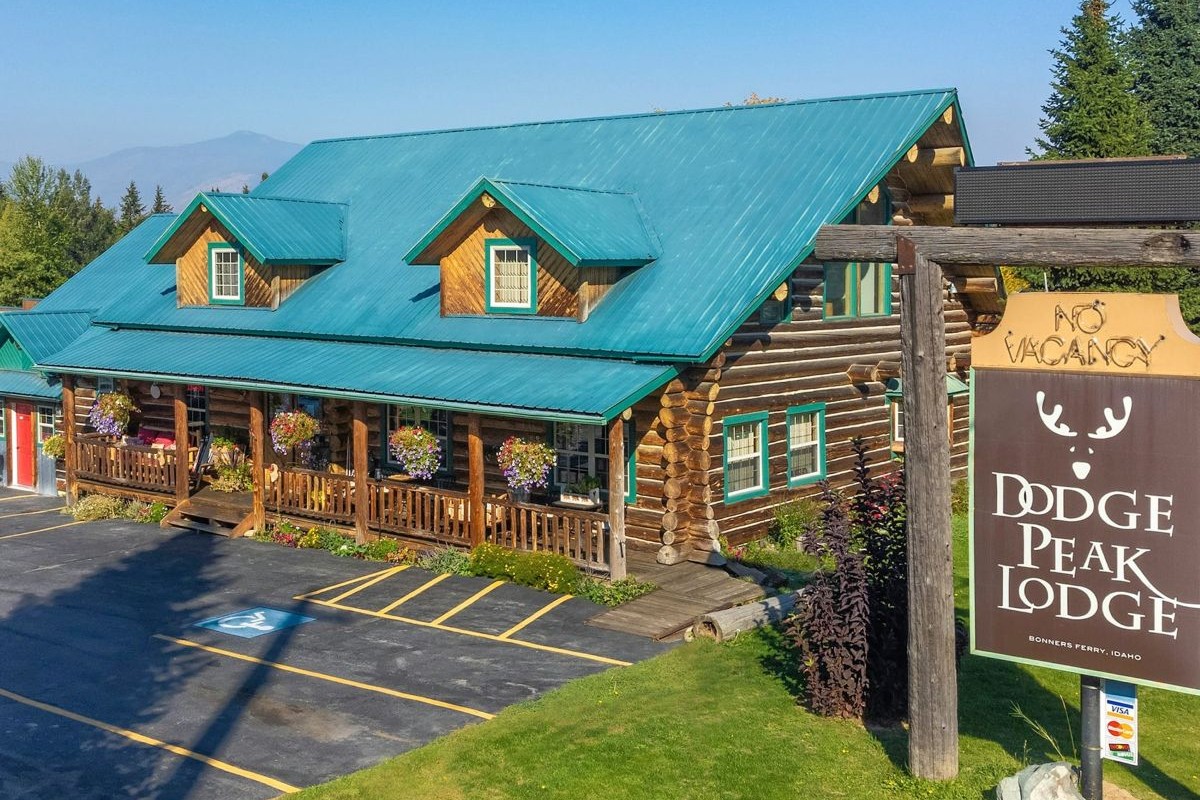 Independent hotel exterior